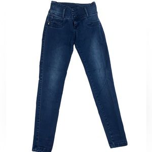 Beautiful Low Waisted Jeans